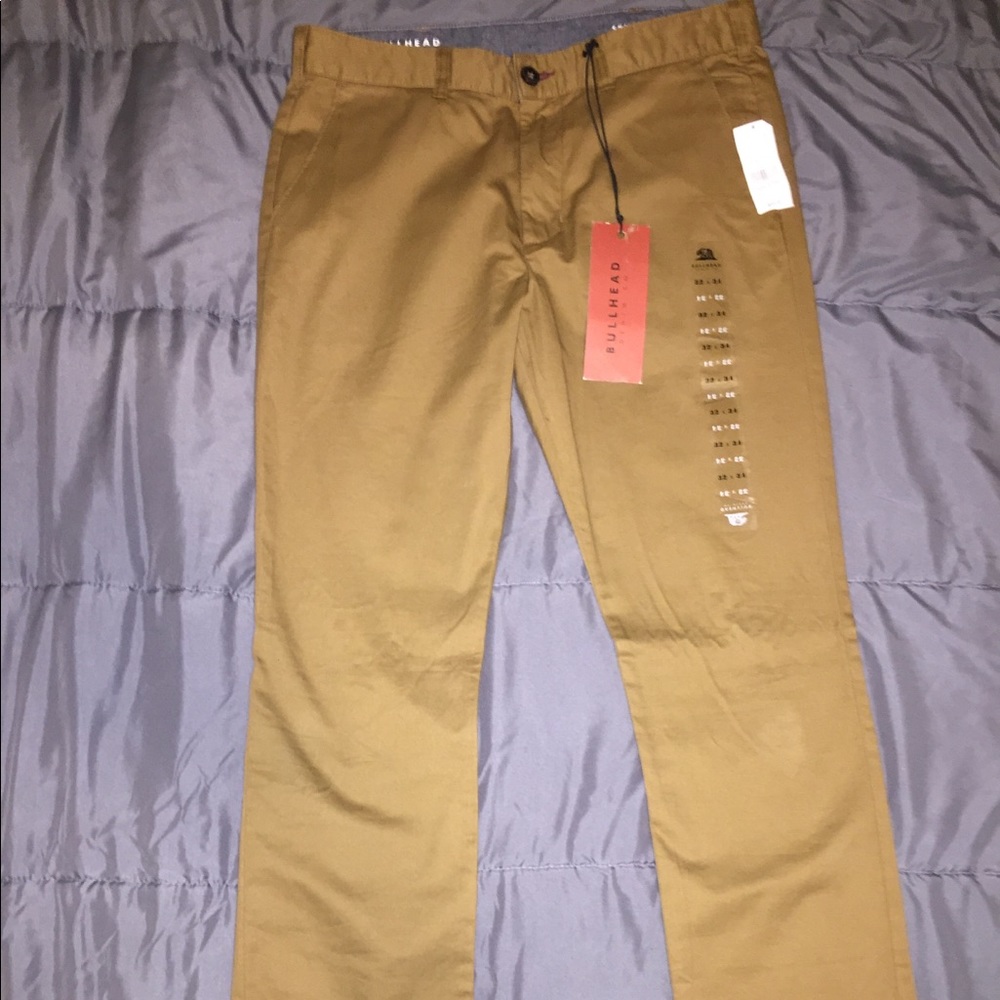 (New) Bullhead pants